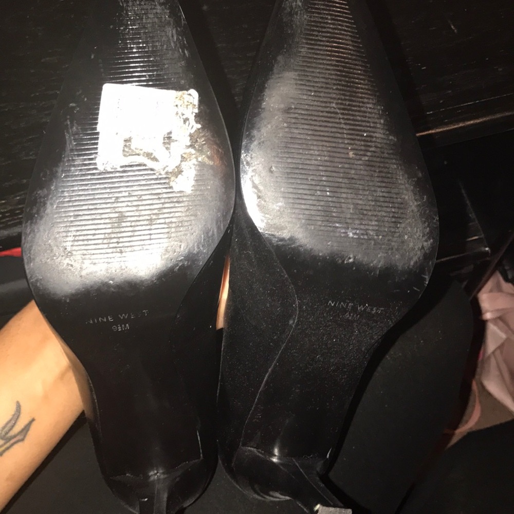 Nine West Black Heels - Picture 4 of 6